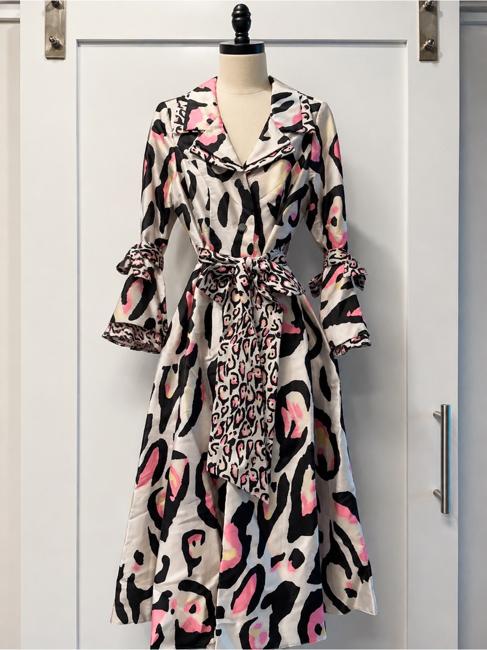 Terramina Collection New York Women’s Size 8 Animal Print Belted Maxi Dress